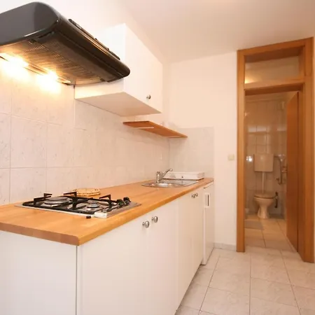 Apartman Mandre 6405e Kolan