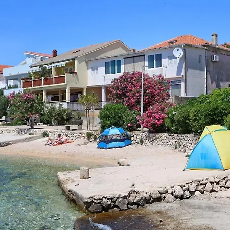 Mandre 6405e Apartment Kolan