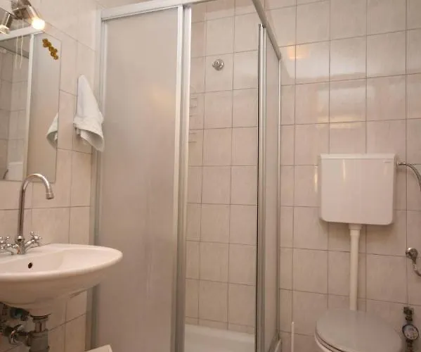 Mandre 6405e Apartment Kolan