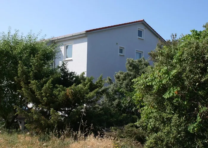 Mandre 6405e Apartment